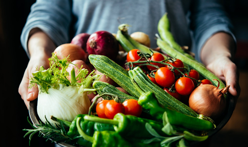 Foto: Shutterstock Toitainete vähenemine juurviljades Muld, mikroobid ja meie toit: miks isegi ökoloogiline juurvili ei pruugi enam olla piisav?Aastakümnete joo